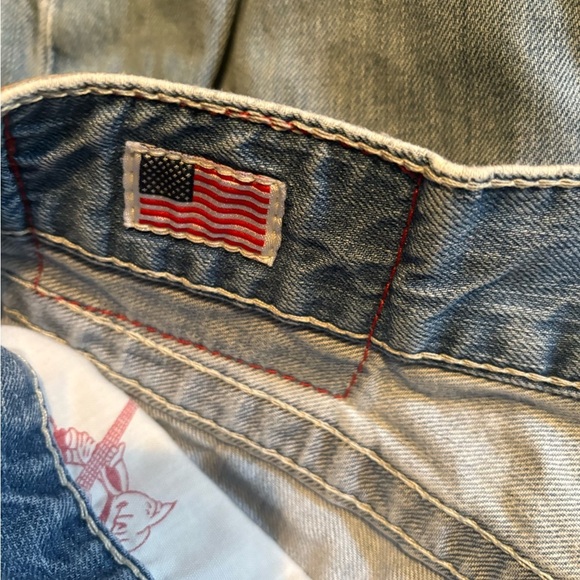 Vintage True Religion Men's Blue Jeans with Distressing - Picture 9 of 11